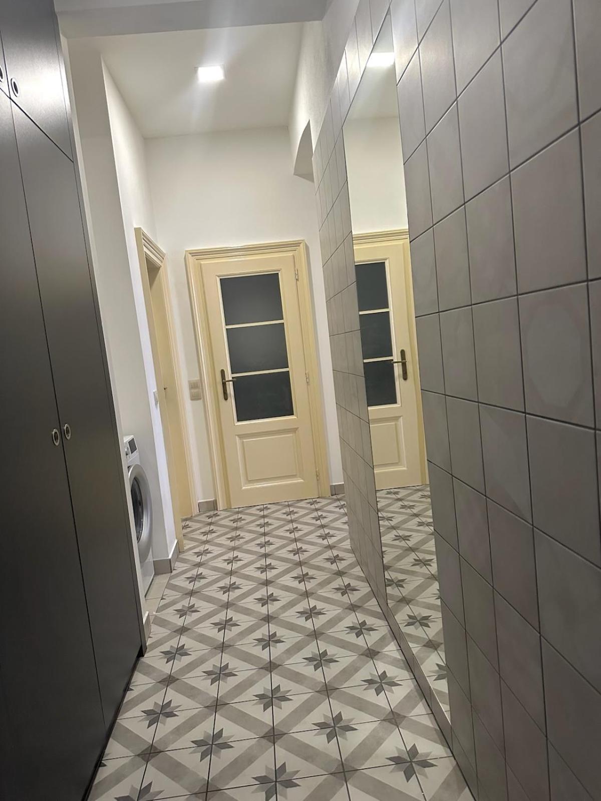 Byt Ve Meste Praha 2 المظهر الخارجي الصورة
